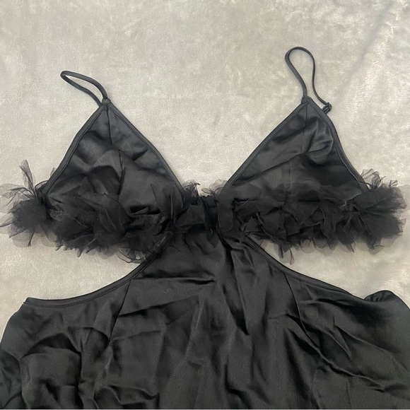 New! For love and lemons satin cutout tulle trim mini slip dress 27805 - Picture 7 of 10